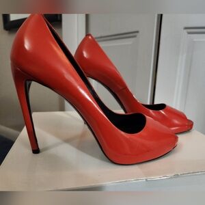 ROGER VIVIER RED OPEN TOE LEATHER PUMPS, 41